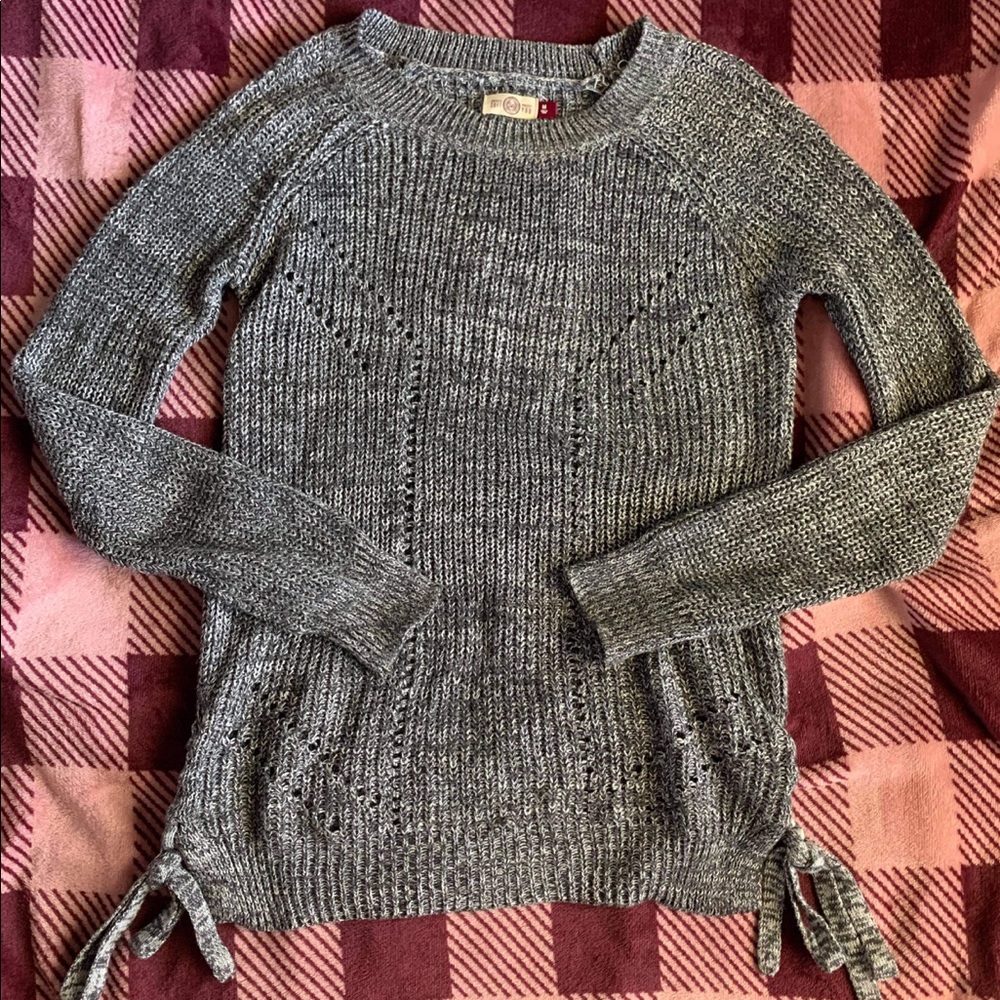 SO grey sweater